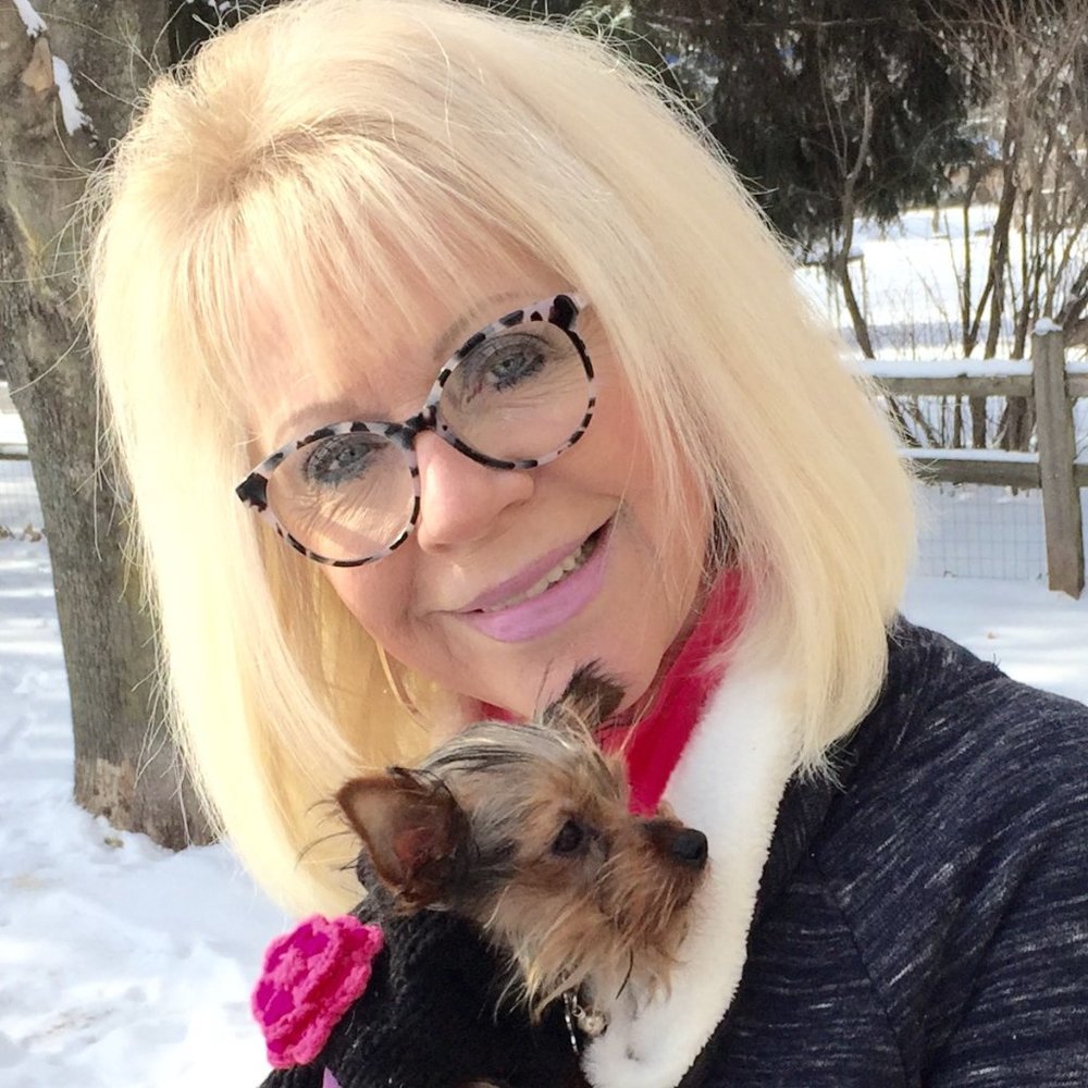 Meet your Posher, Marcia